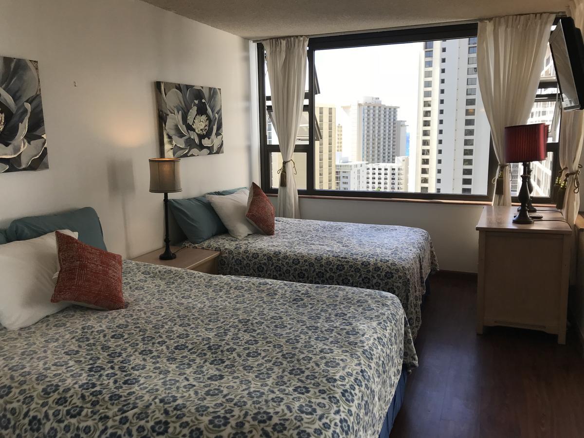 Ferienwohnung Waikiki Banyan Honolulu Exterior foto